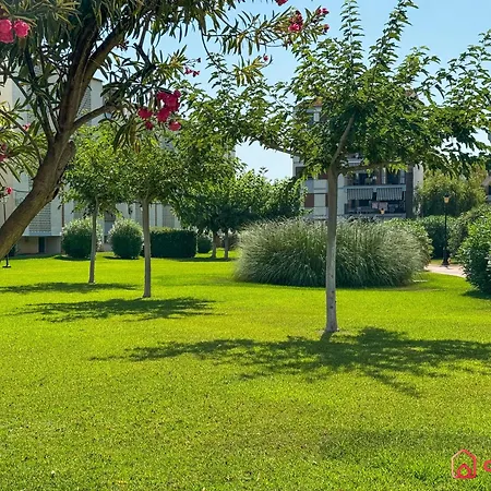 La Panderola Apartment *